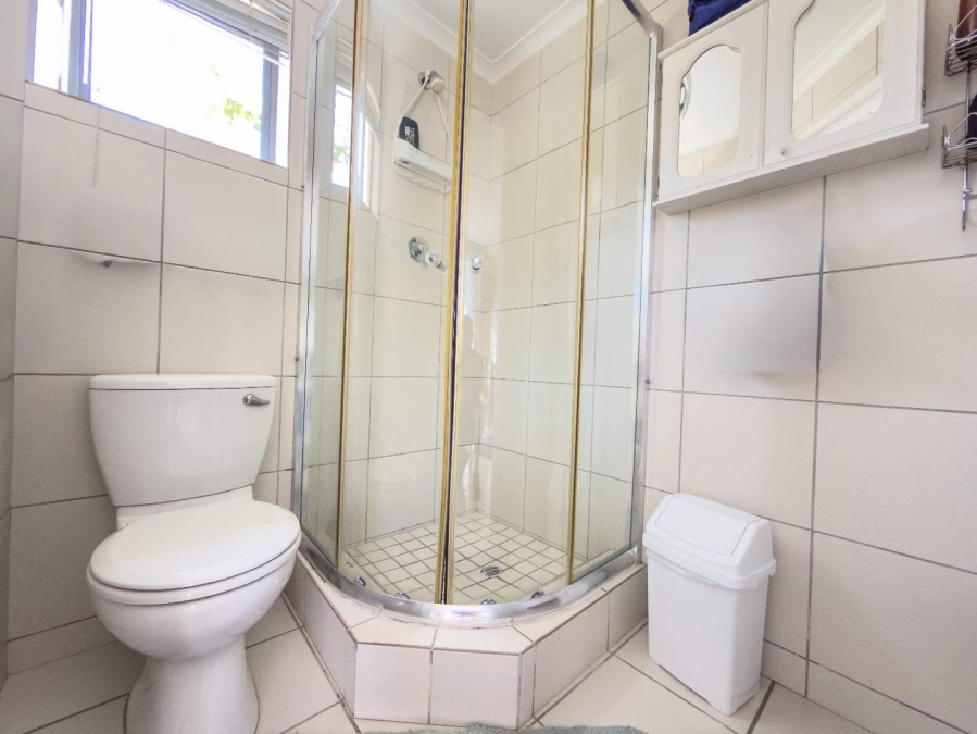 4 Bedroom Property for Sale in Sunset Links Western Cape